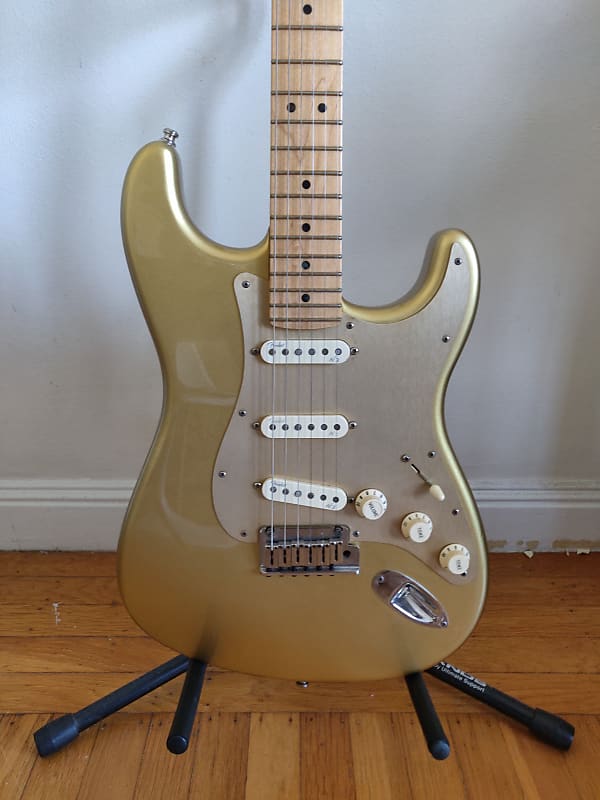 Fender FSR American Deluxe Stratocaster Aztec Gold 2012 | Reverb