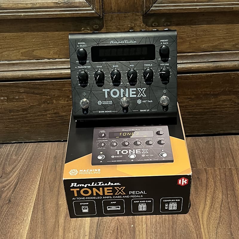 IK Multimedia Tonex Amp Machine Modeling Pedal Reverb