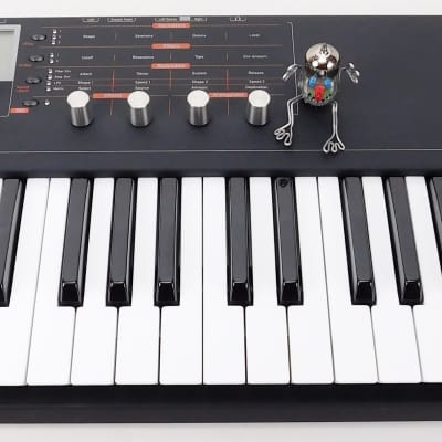Waldorf Blofeld Synthesizer Keyboard Black + Top Zustand + OVP + 2 J Garantie