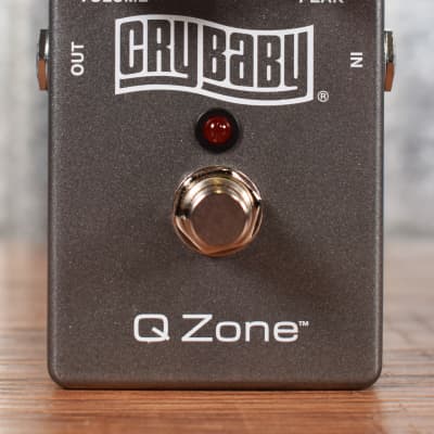 Dunlop QZ1 Crybaby Q-Zone Guitar Effect Pedal image 2