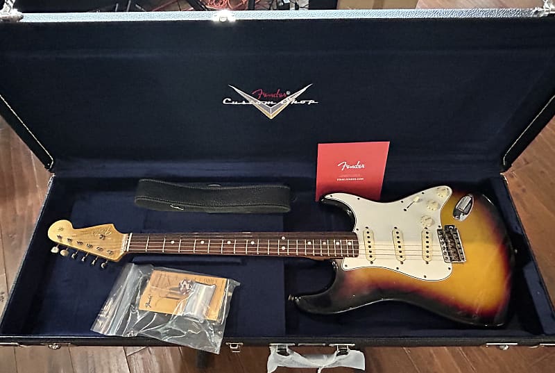 Fender Custom Shop Limited Edition '64 Stratocaster Fender Custom Shop Limited Edition '64 Stratocaster