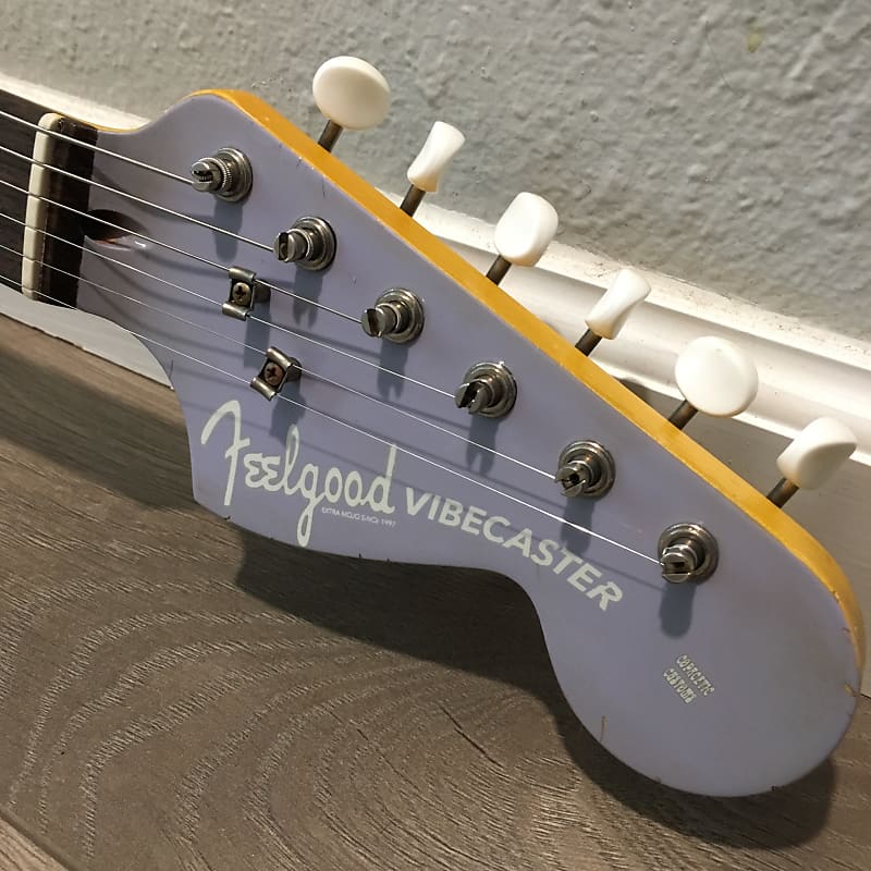 Fender Squier Mustang HH Matching Headstock 