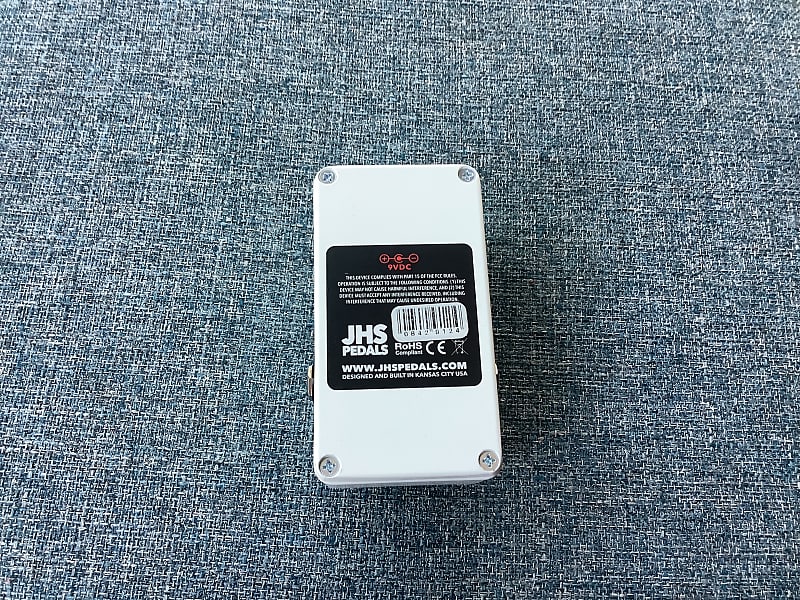 JHS 3 Series Fuzz