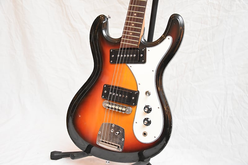 Aria 1702 T - 1970s Japan Vintage Solidbody Guitar / Gitarre