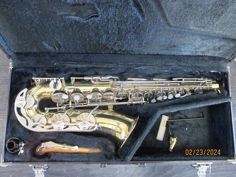 Yamaha YAS-23 Alto Saxophone . Made in Japan image 1