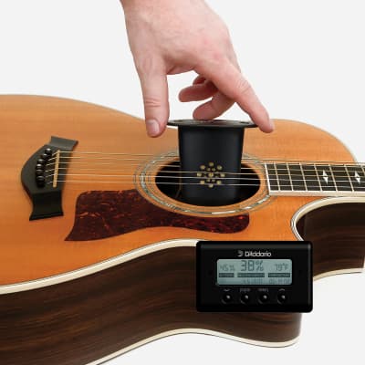 Planet Waves PW-GH-HTS Acoustic Guitar Humidifier w/ Digital Humidity & Temperature Sensor image 4