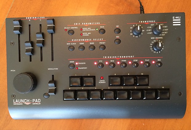 E-mu Systems Launch Pad MIDIコントローラー E-Mu Emu Systems Launch Pad Midi Controller - Evolution Music