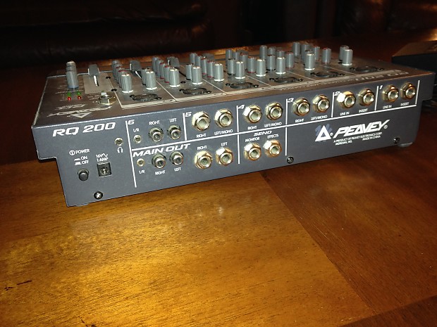 Peavey RQ200 Powered 6 Channel Mixer Console for Recording