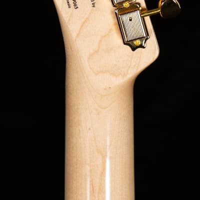 Squier 40th Anniversary Telecaster, Gold Edition, Laurel Fingerboard, Gold Anodized Pickguard, Black (065) image 6