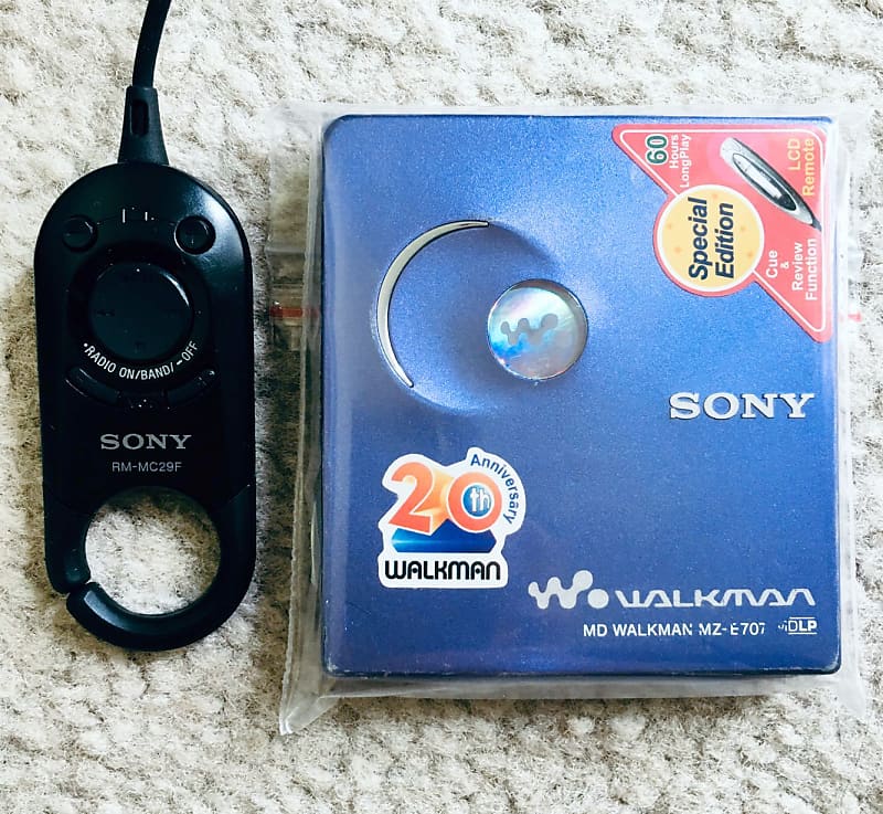20.mz e707 Sony MZ-E707 Walkman MiniDisc Player, Excellent Purple