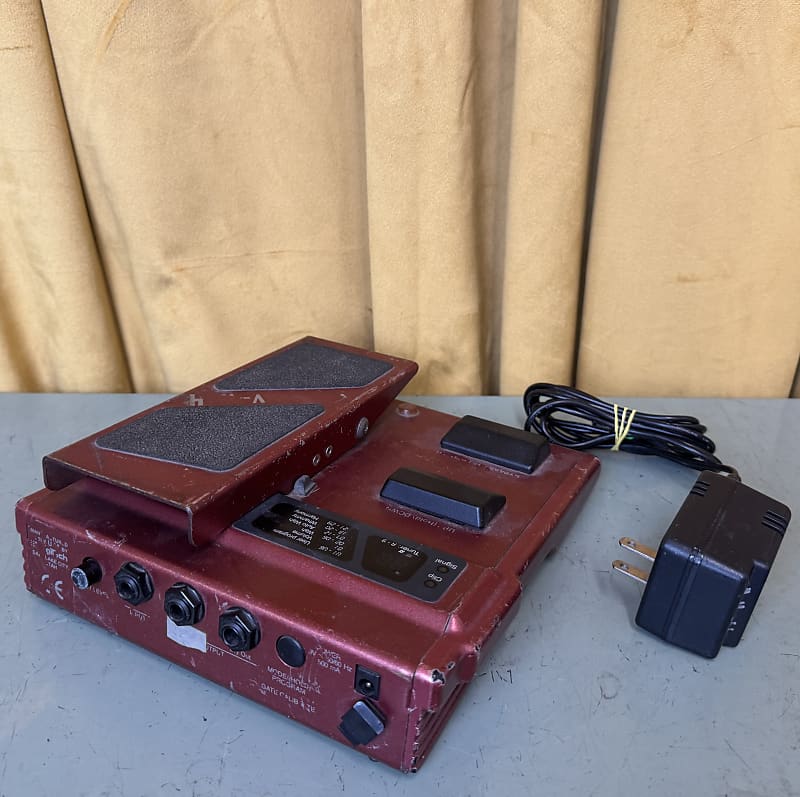 Digitech XP-100 Whammy Wah Pitch Shifter Guitar Effect Pedal