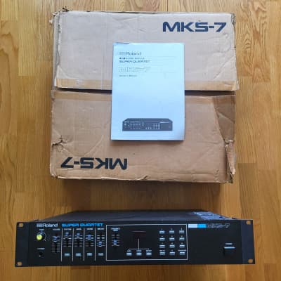 Roland MKS-7 Super Quartet Synthesizer Module Black OG Box and manual MK70 Juno 106