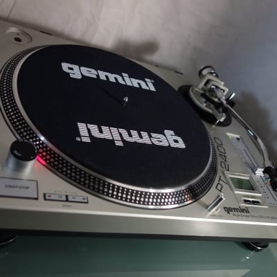 『送料込み』gemini PT-2400 ターンテーブル GEMINI PT-2400 TURNTABLE CHROME HEADSHELL fully functional