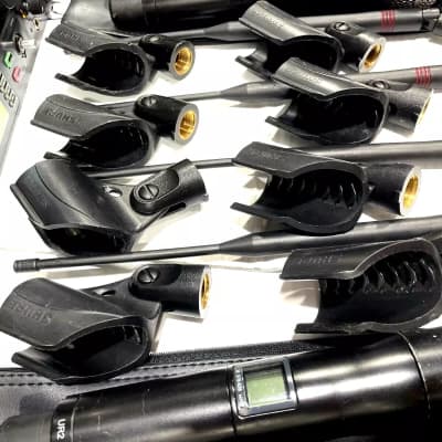 Shure UR4D+ Dual Wireless Receiver W/(2)URUR2 Handheld Transmitters #2416 (One)THS image 9
