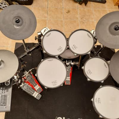 Roland TD-30KV V-Drum Kit with double pedal