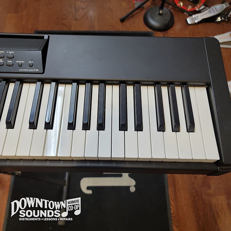 Yamaha P-80 Digital Piano with Yamaha Bag, Double Braced X-Stand, Sustain  Pedal, Power