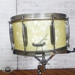 vintage 1940s WFL 7x14 Zephyr lug 3 ply snare drum in White Marine Pearl image 4