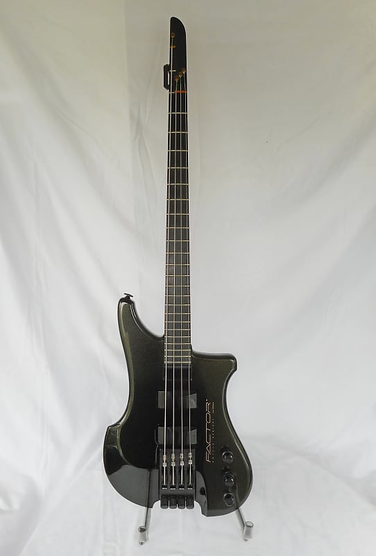 1990 Kubicki Ex Factor Bass by Fender Custom Shop
Used – Excellent