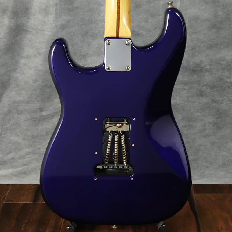 Fender Mexico Standard Stratocaster (S/N:MN626780) (08/10)