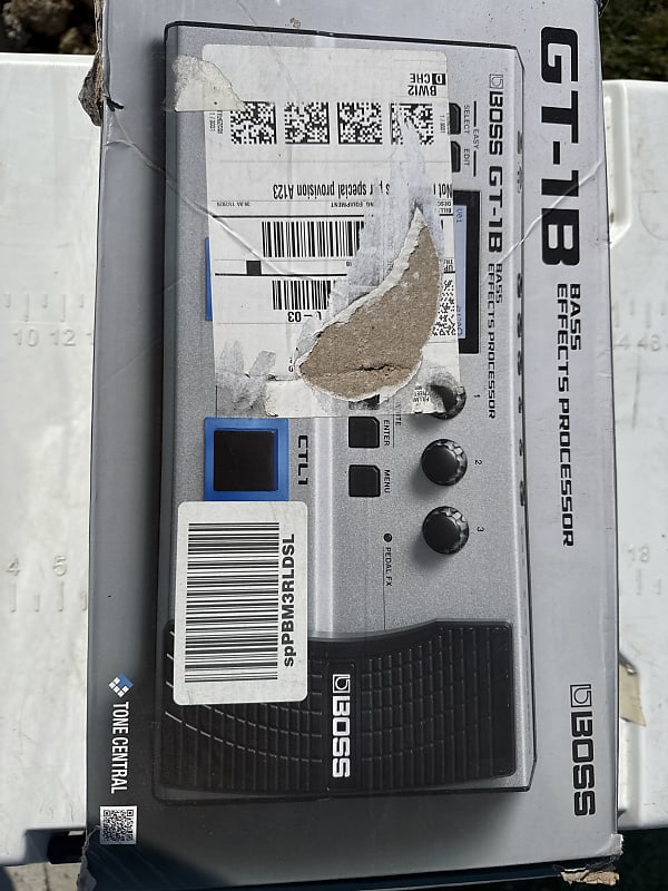 Boss Gt-1b