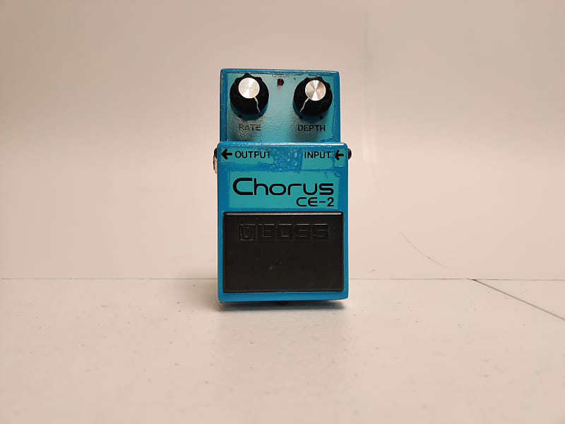 boss CE-2(ヴィンテージ) BOSS Chorus CE-2 Vintage Silver Screw Guitar Effects Pedal