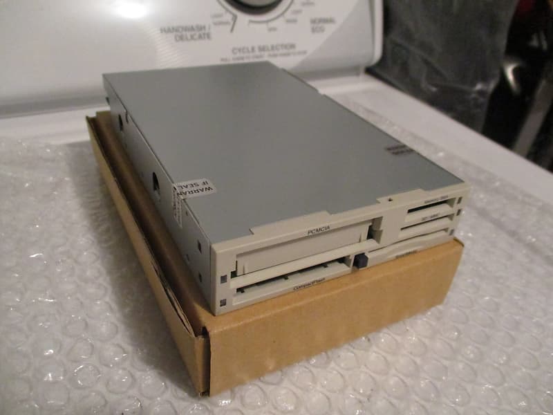 SCM Microsystems PCD50B Card Reader for SCSI samplers Reverb