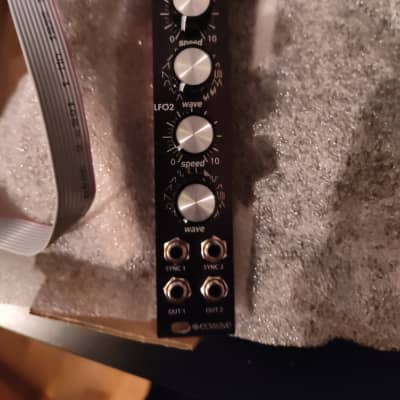 Eowave Zone B.F. - Eurorack Module on ModularGrid