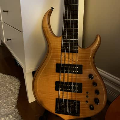 Xotic XJ-1T 5st Medium Aged Lacquer #2577 2022 3-Tone Burst