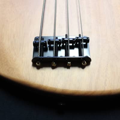 Dean Edge 09 4-String Bass Guitar Satin Natural image 6