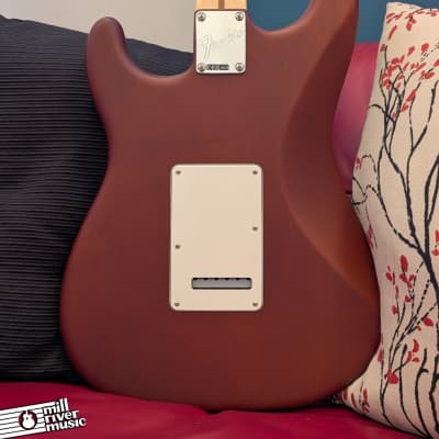 Fender American Performer Sassafras Stratocaster®, Rosewood Fingerboard, Mocha w/ Gig Bag image 5
