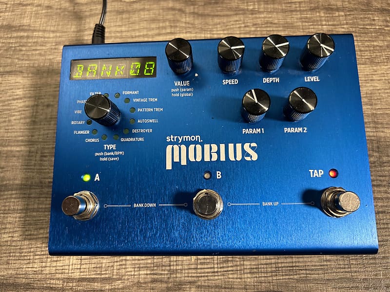 Strymon Mobius