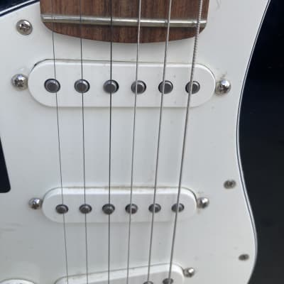 Fender Player Stratocaster Strat Left-Handed with Pau Ferro Fretboard 2019 - Present - Black left handed lefty electric guitar image 7