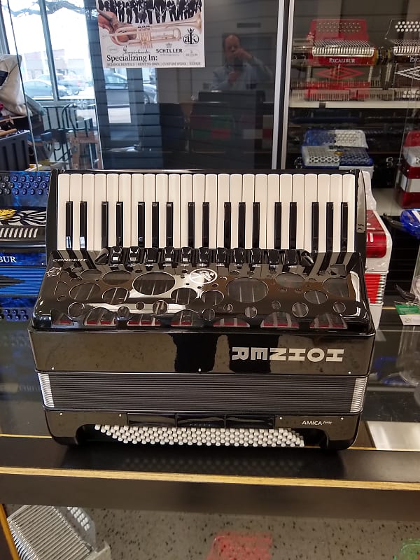 Hohner Amica IV 120 Bass Piano Accordion | Reverb