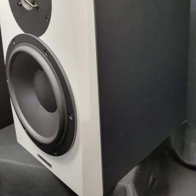 Dynaudio LYD 8 8 inch Powered Studio Monitor 2017 - White (set of 2) image 4
