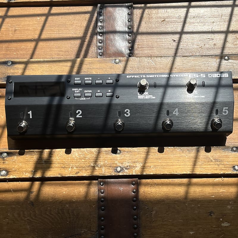 Boss ES-5 Effects Switching System | Reverb