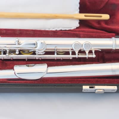 Yamaha YFL-481 II All Silver Intermediate Open-hole Flute *B-foot *Made in Japan *Cleaned& Serviced *New Pads image 8