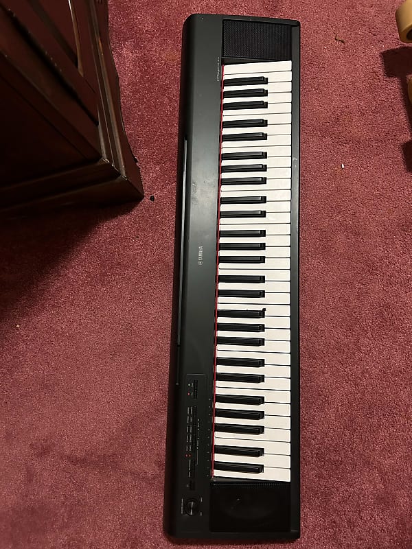 Yamaha Piaggero NP-12 Portable Piano 2016 - Present - Black image 1