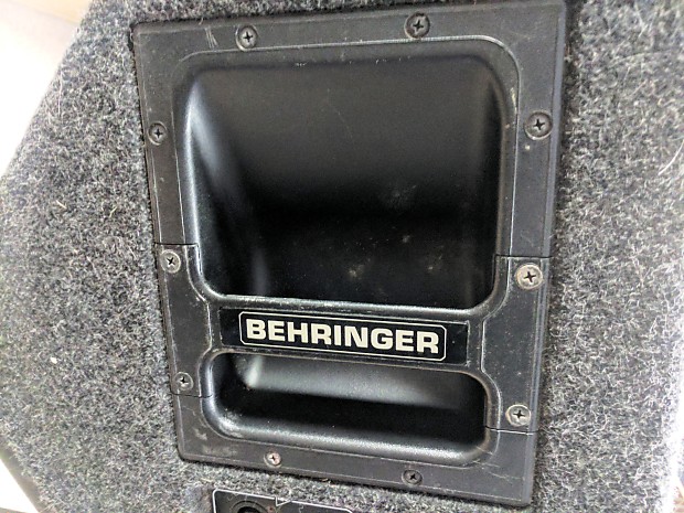 Behringer F1220 Eurolive 2-Way 12 Behringer F1220 Eurolive 2-Way 12