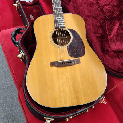Martin D18 1961 - Natural with fully serviced image 9