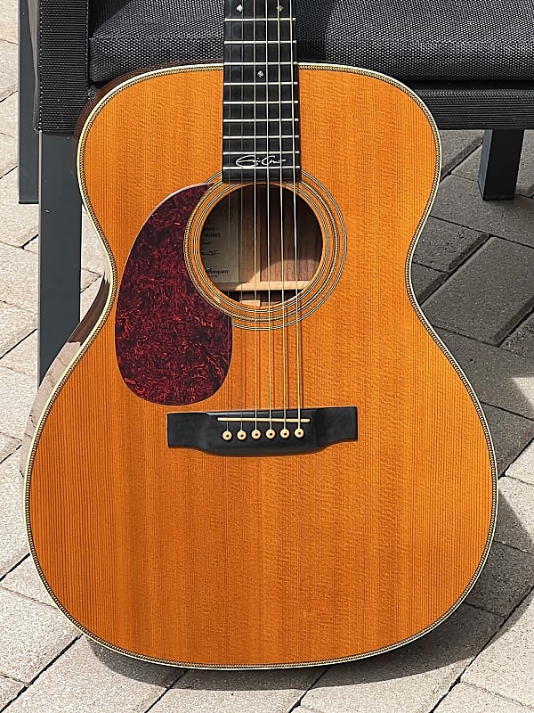 Martin 000-28EC Eric Clapton Signature Model 1997 a very rare special  ordered Left Handed example !