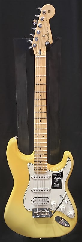 Fender Player Stratocaster HSS with Maple Fretboard 2021 Buttercream image 1