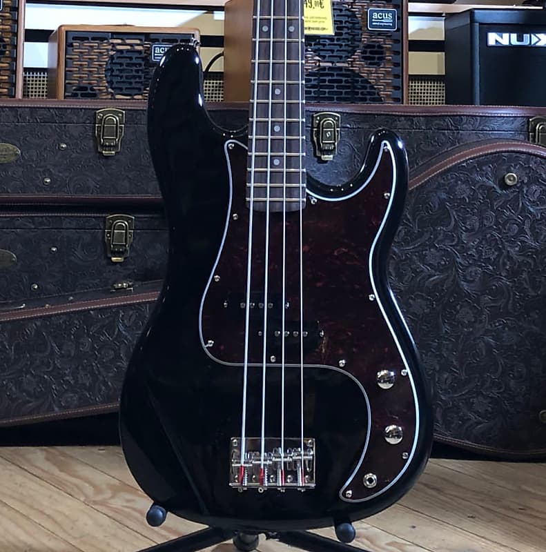 SX Standard series Bass
