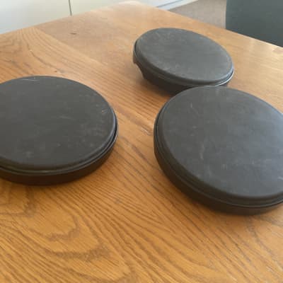 Roland Drum Pads x 3 - Black image 3
