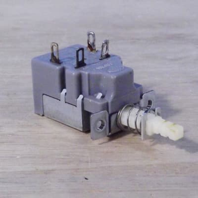 Roland S-220 parts - power switch