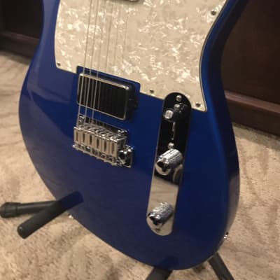 Tom Anderson Guitarworks T Classic solid body 2018 Candy apple blue image 3