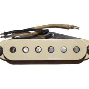 Fender Eric Johnson's 1962 Stratocaster in 3 Tone Sunburst image 18