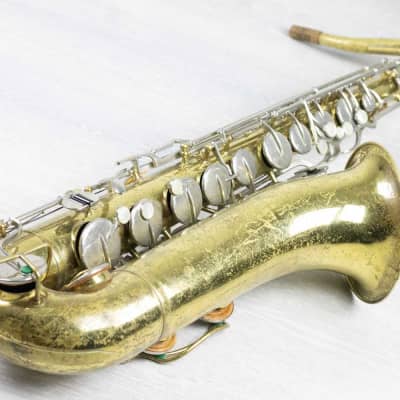 Buescher  Aristocrat Tenor Saxophone gold image 6
