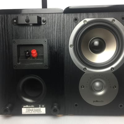 Polk Audio TSi100- TSi Series 2-way bookshelf speaker with 5 1/4-inch driver image 6