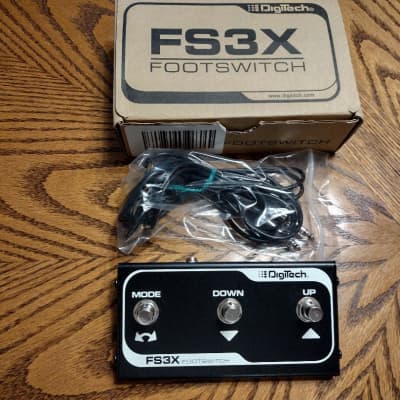 DigiTech TRIO Plus Band Creator + Looper and powersupply with FS3X 3-Button Footswitch 2020s - Black image 3