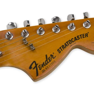 Fender Stratocaster with 3-Bolt Neck, Rosewood Fretboard 1977 - Sunburst image 9